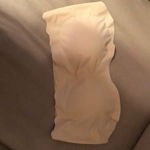 Strapless bra with straps that attach